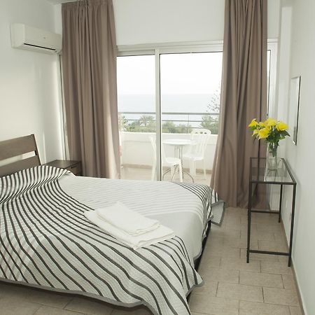 Anemos Apartments Limassol Exterior foto